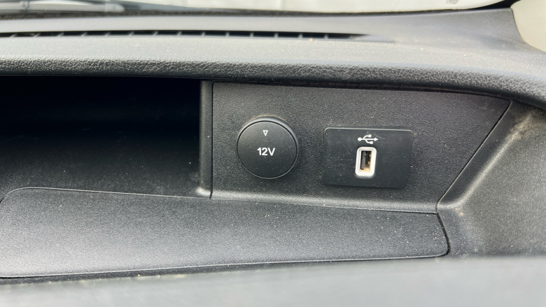 Ford Transit Custom 300 L2 Diesel Fwd 2.0 EcoBlue 130ps Low Roof Limited Van